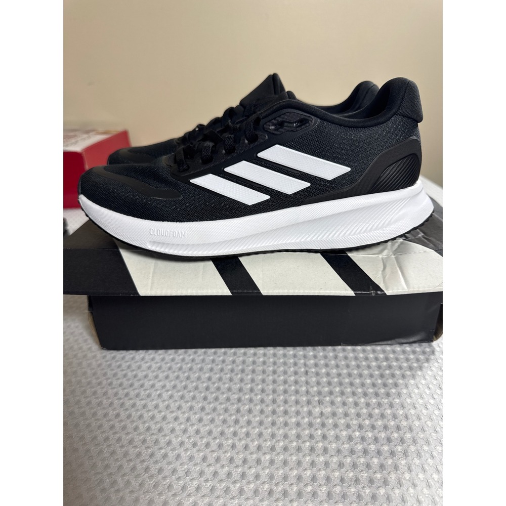 Adidas Running Shoes Women 8.5 Runfalcon 5 Black White Running IH7759 NIB